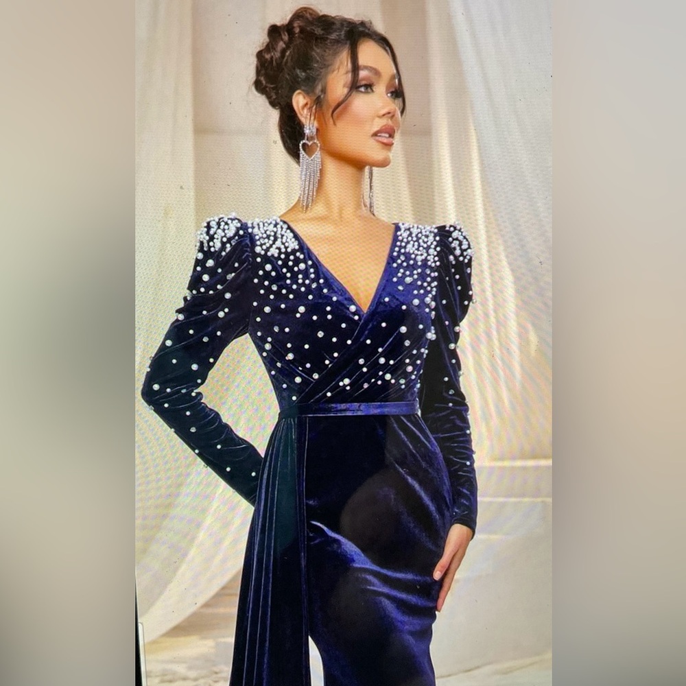 Faeriesty Navy Velvet and Pearl Long Sleeve Formal Evening Dress, Size Small (4) - Picture 2 of 9